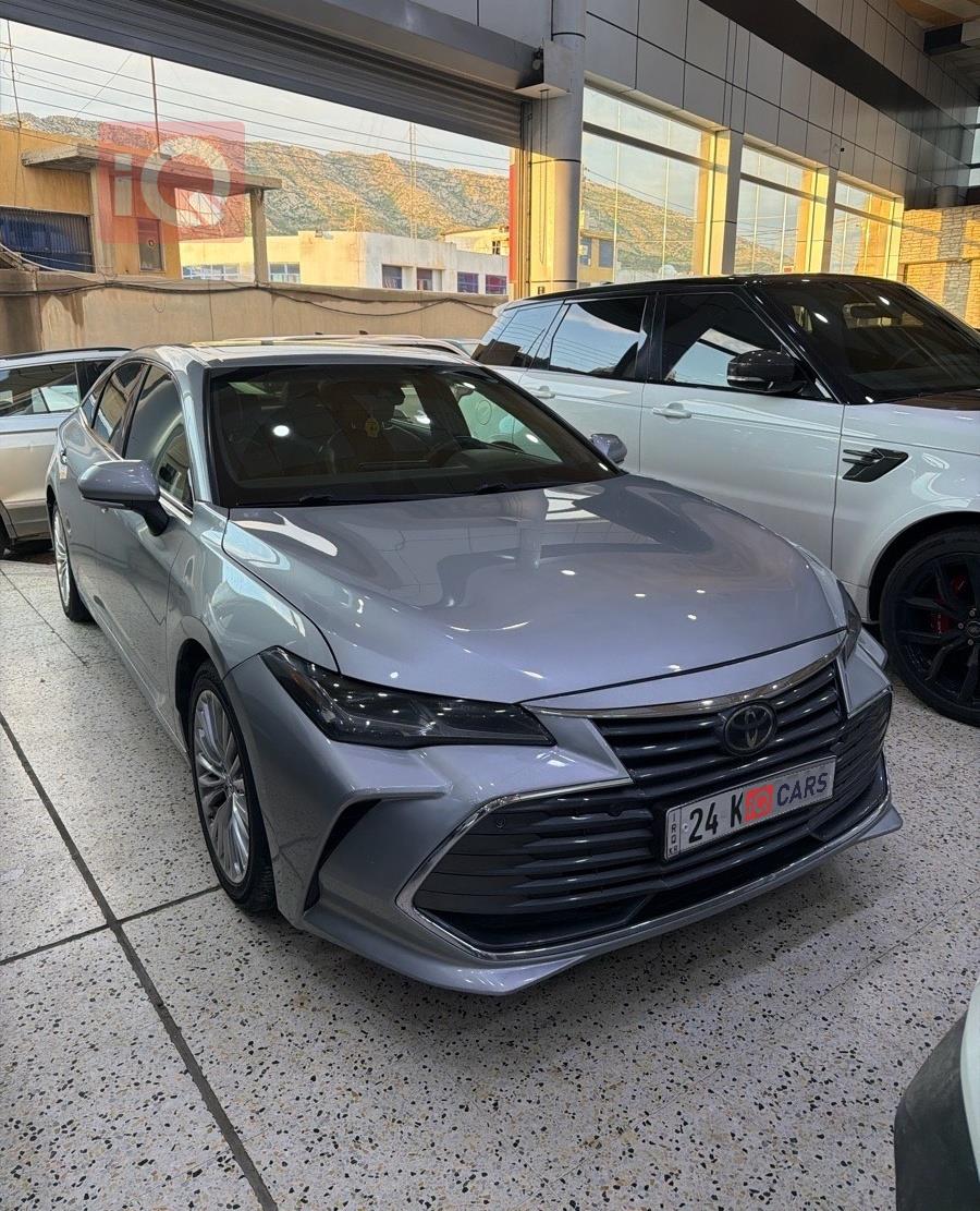 تويوتا أفالون